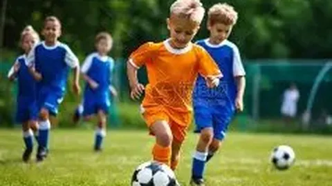 汪顺粉丝因强行戴帽致歉，宣布辞去粉丝群主职务